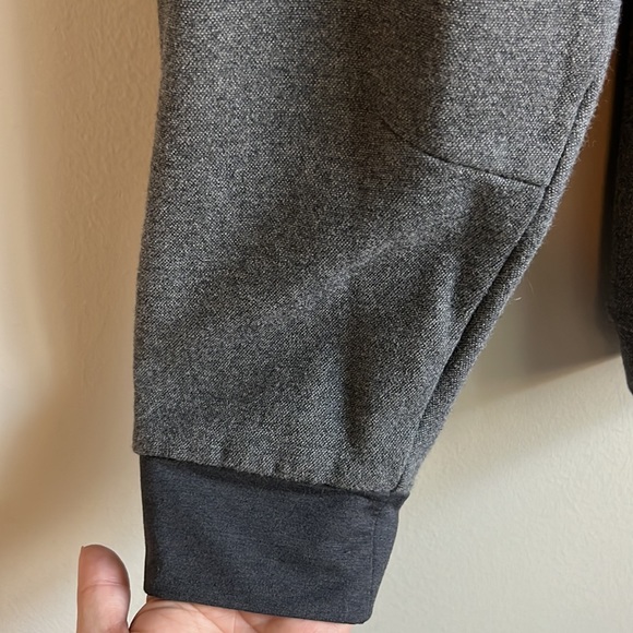 Gray Cotton Blend Pullover Kangaroo Pocket, Size XL - Picture 4 of 6